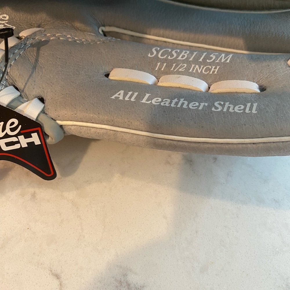 Rawlings Softball sure catch glove Style: SCSB115M REG - Picture 5 of 7